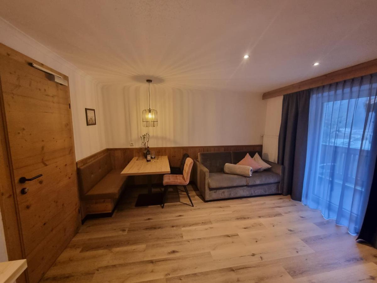 Apart Alpenland Mayrhofen Ngoại thất bức ảnh